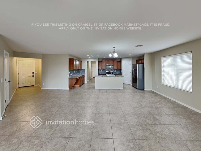 Building Photo - 928 W Desert Canyon Dr