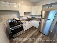 Building Photo - Recently Renovated Three Bedroom Move In R...