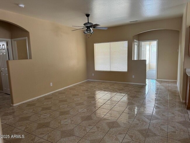 Building Photo - 8337 W Cocopah St