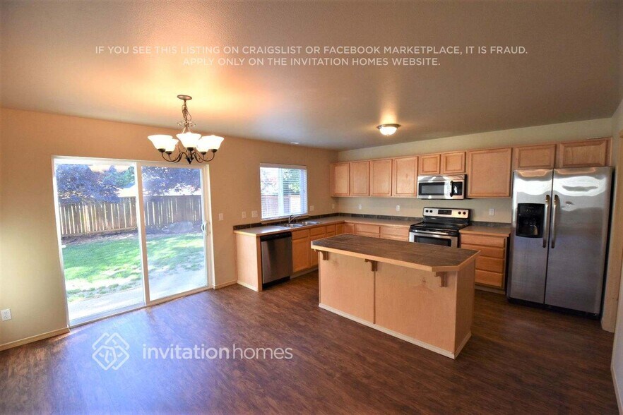 Building Photo - 2620 183 St Ct E