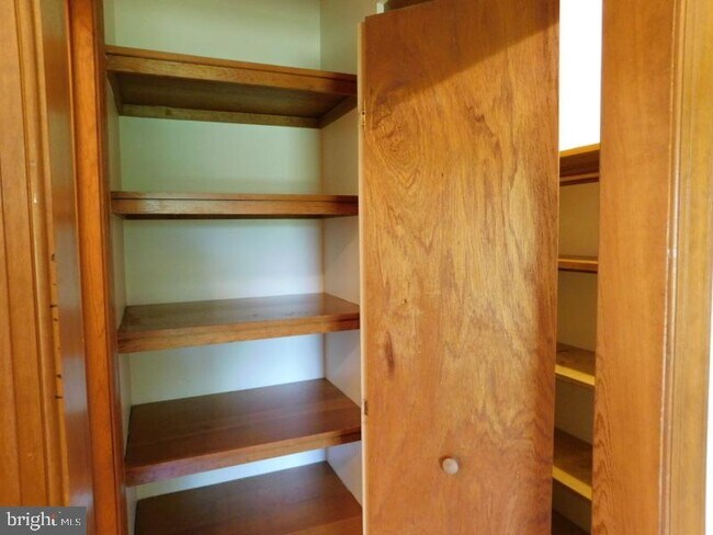 Building Photo - 13886 Berlin Turnpike