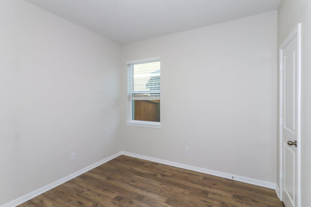 Building Photo - 404 San Miguel Crk Dr