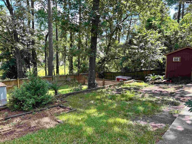 Building Photo - 1405 Parkdale Dr
