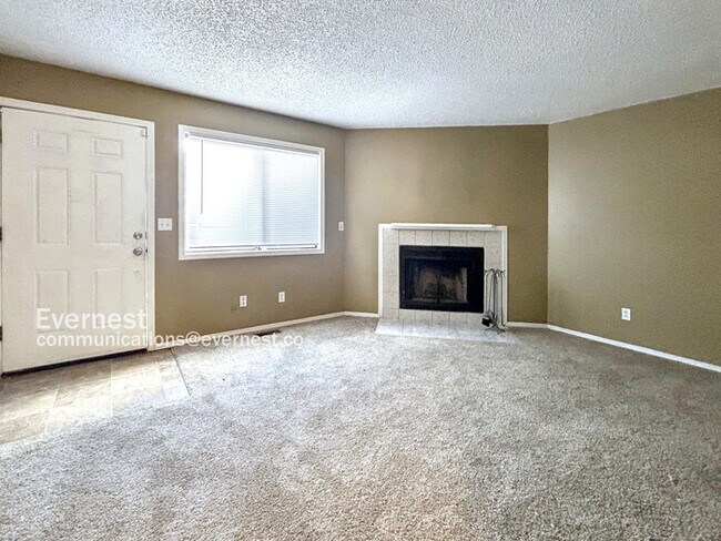 Building Photo - 1185 Mazatlan Cir