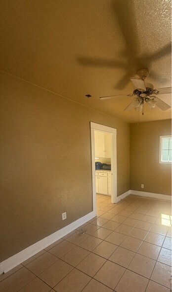 Building Photo - 6138 Malabar St