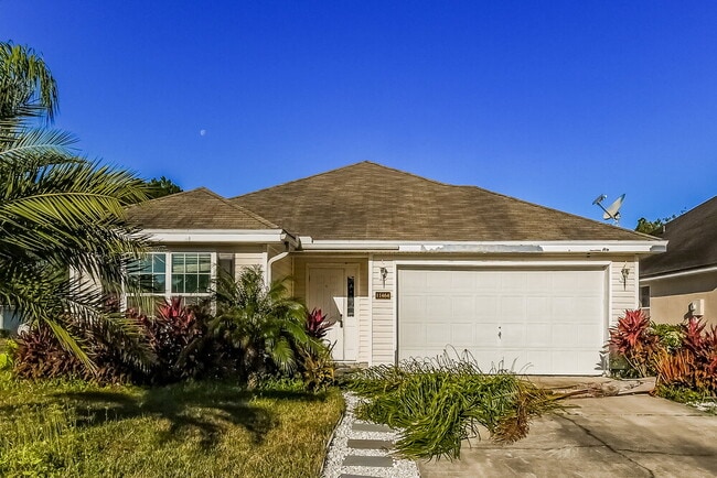 Building Photo - 11464 Oakbank Ct