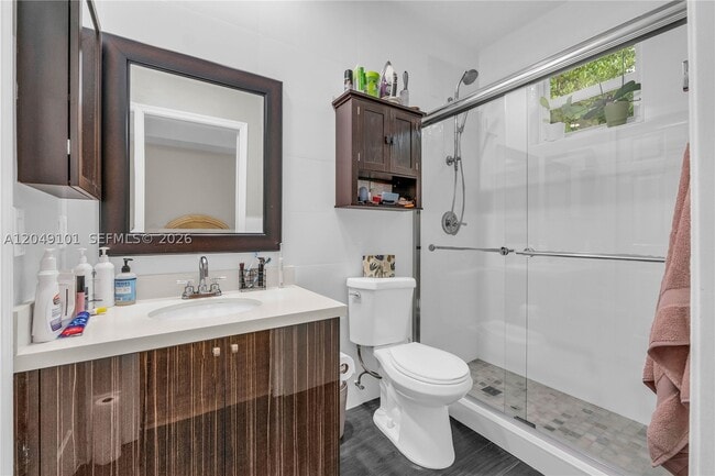 Building Photo - 4015 SW 156th Ave