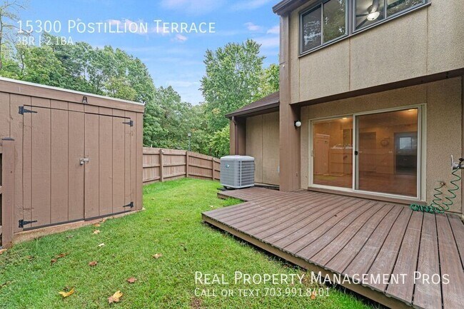 Building Photo - 15300 Postillion Terrace
