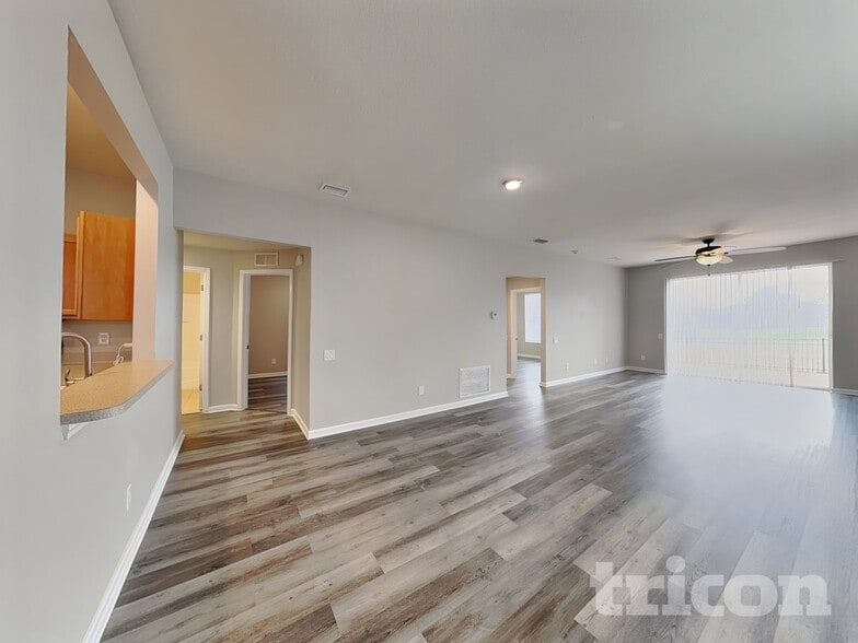 Building Photo - 5010 98th Ave E