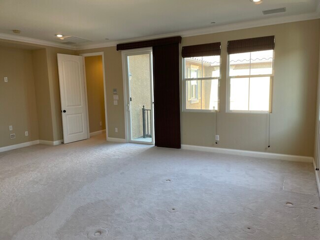 Building Photo - 3137 Degas Tapestry Ave