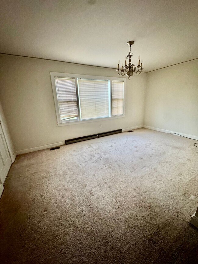 Building Photo - 2603 Lane Ave