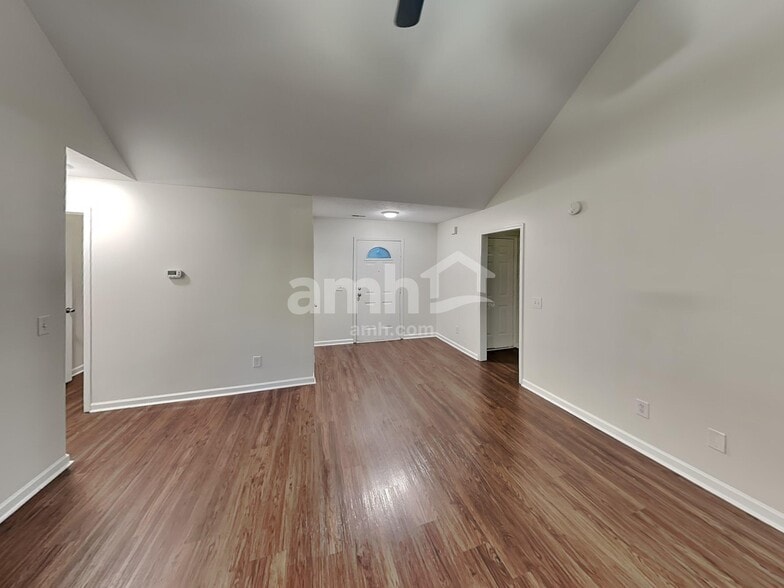 Building Photo - 101 Fawcett Ct