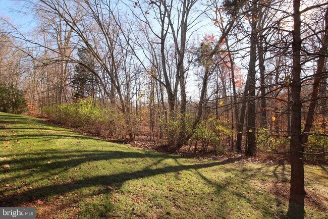 Building Photo - 192 Sulgrave Ct