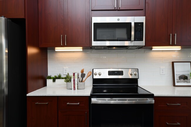 Kitchen + Modern Cabinetry - Fitzroy at Lebanon Townhomes