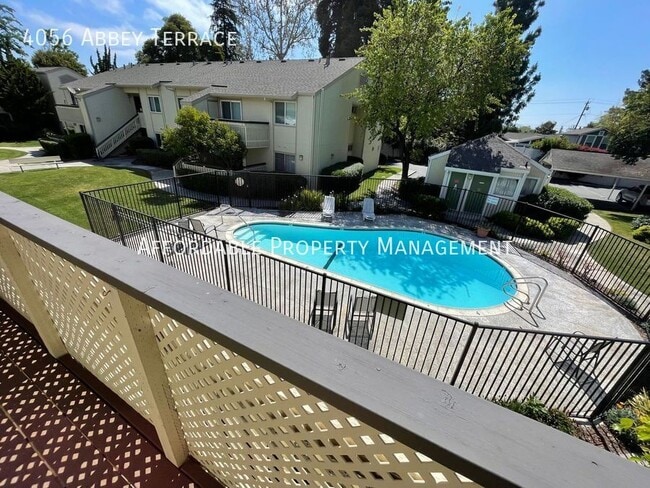 Building Photo - 4056 Abbey Terrace