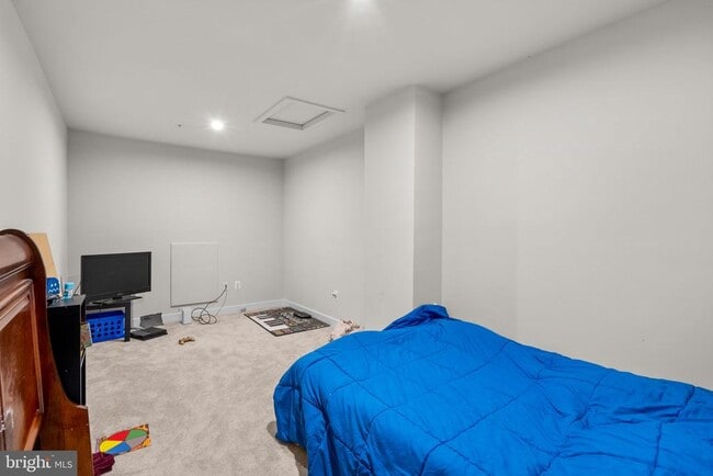 Building Photo - 2430 Steamboat Wy