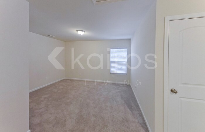 Building Photo - 130 Sunrise Cir