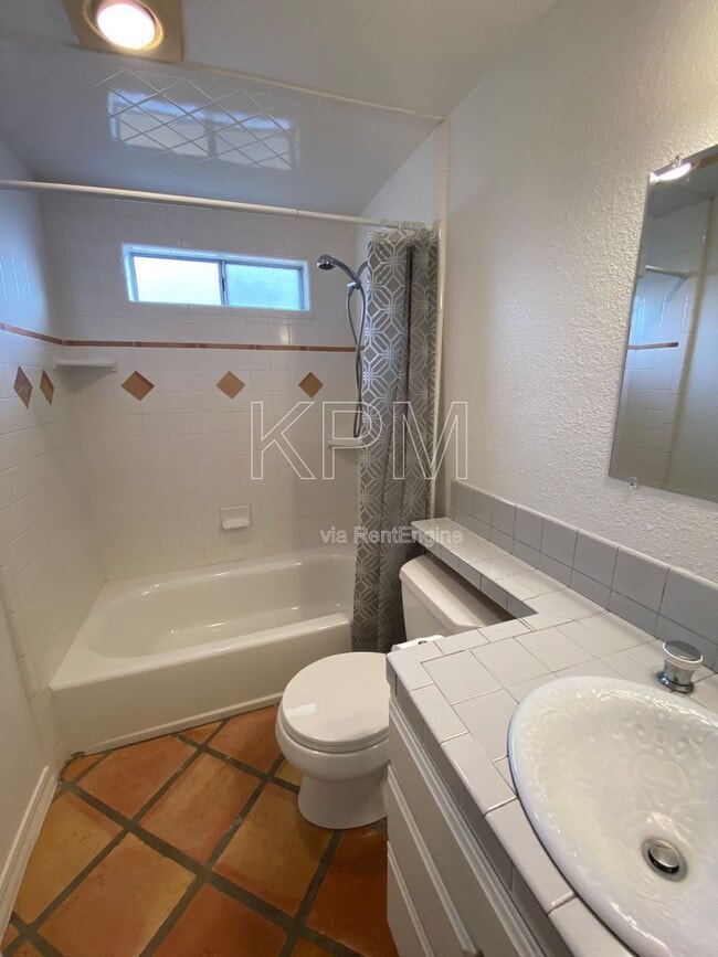 Building Photo - 1851 Porter Way