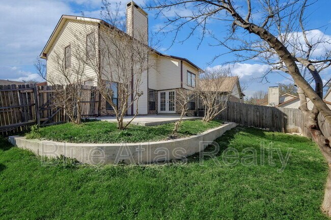 Building Photo - 701 Via Del Mar