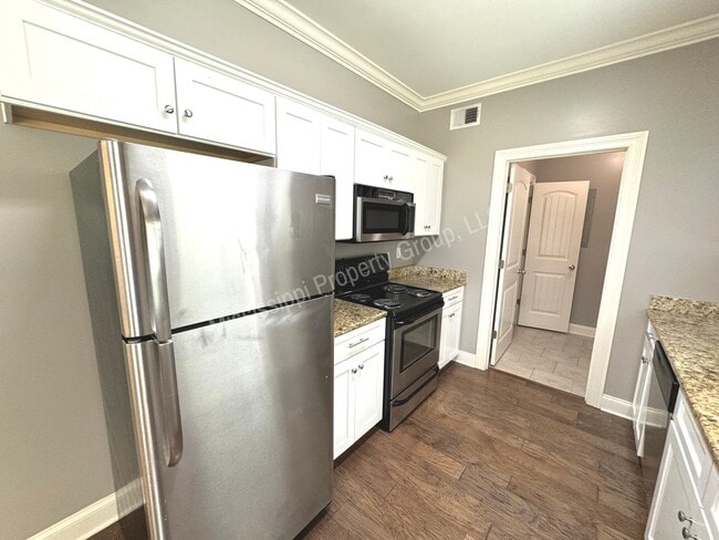 Building Photo - 4BD/4.5BA FOR RENT