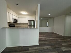 Building Photo - 9962 Hellingly Pl