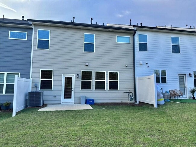 Building Photo - 620 Pt Pl Dr