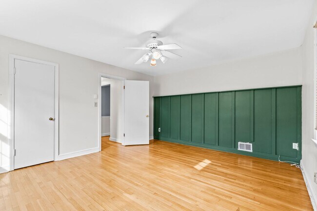 Building Photo - Charming 4-Bedroom Home in Silver Spring