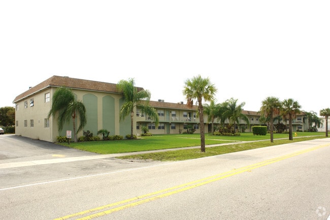 Primary Photo - 1200 S Broadway Lantana, FL 33462