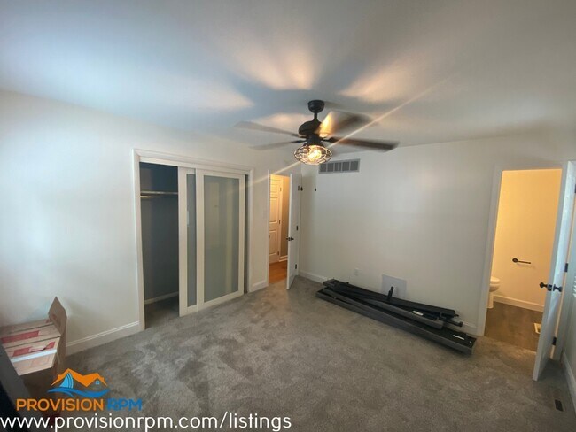 Building Photo - 812 Baltimore Annapolis Blvd
