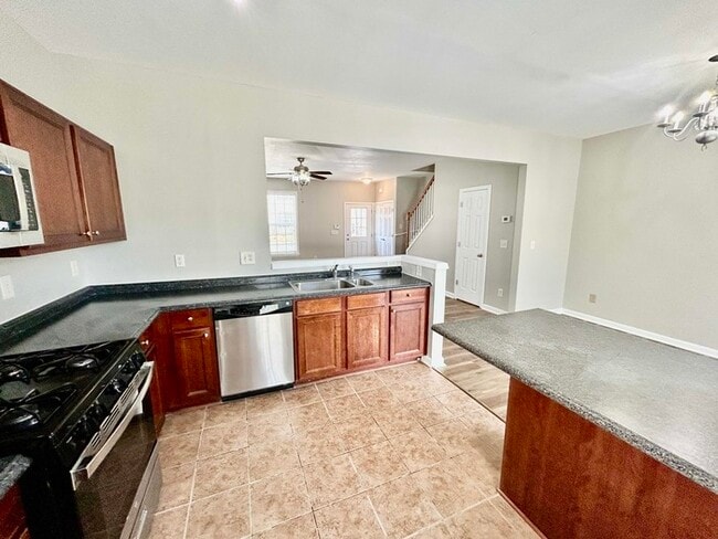 Building Photo - 1042 Prestwyck Ct