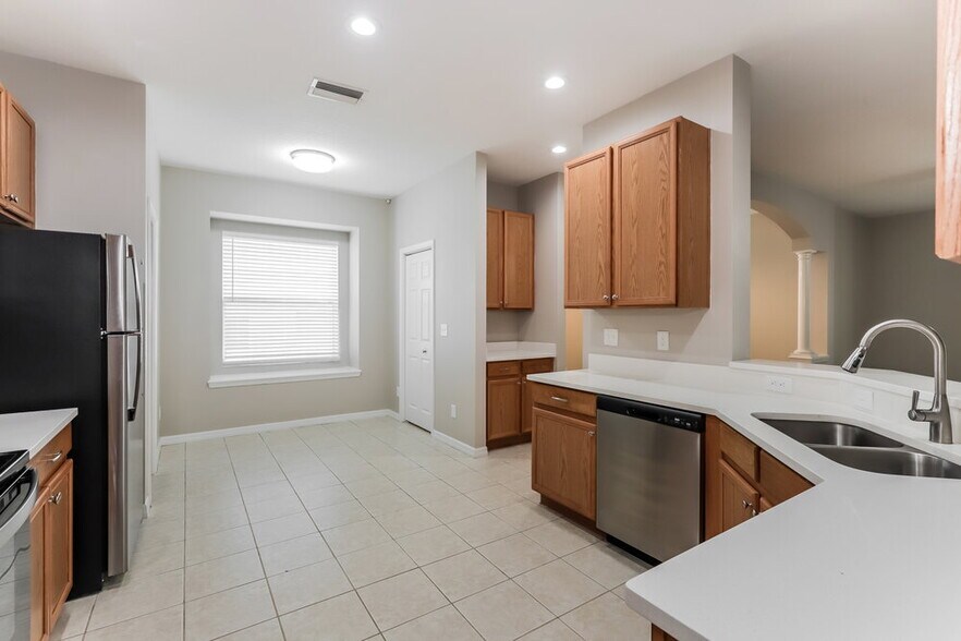 Building Photo - 436 Dunaway Dr