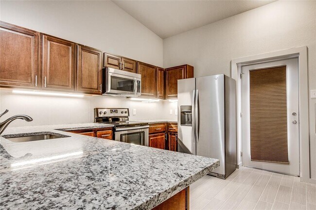 Building Photo - 6407 Hopkins Dr