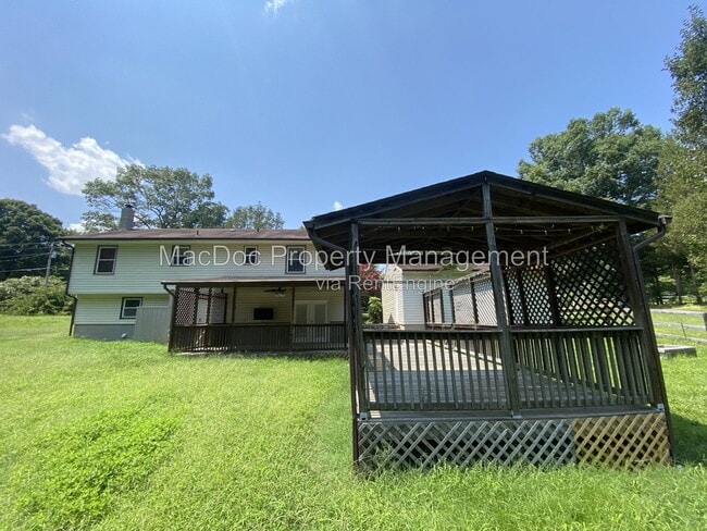 Building Photo - 491 Cropp Rd