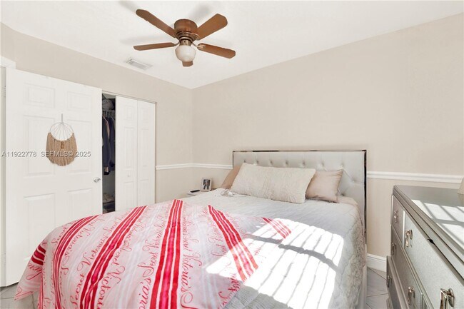 Building Photo - 17101 SW 142nd Pl