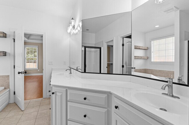 Building Photo - 307 Bellhaven Dr