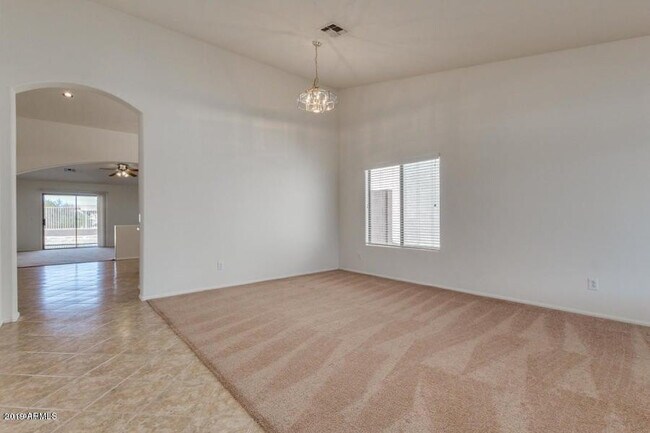 Building Photo - 42376 W Chisholm Dr