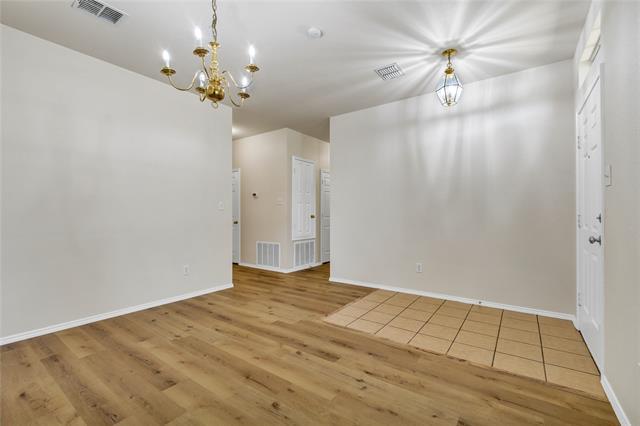 Building Photo - 2409 Spruce Ct