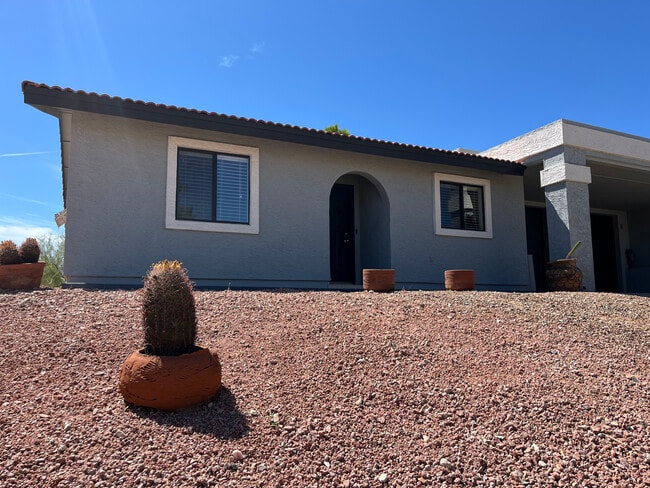 Building Photo - 16405 E Arroyo Vista Dr
