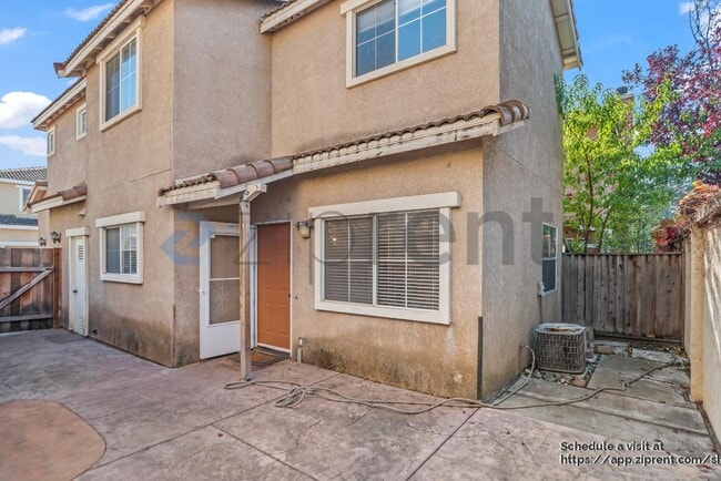 Building Photo - 1055 Adana Terrace