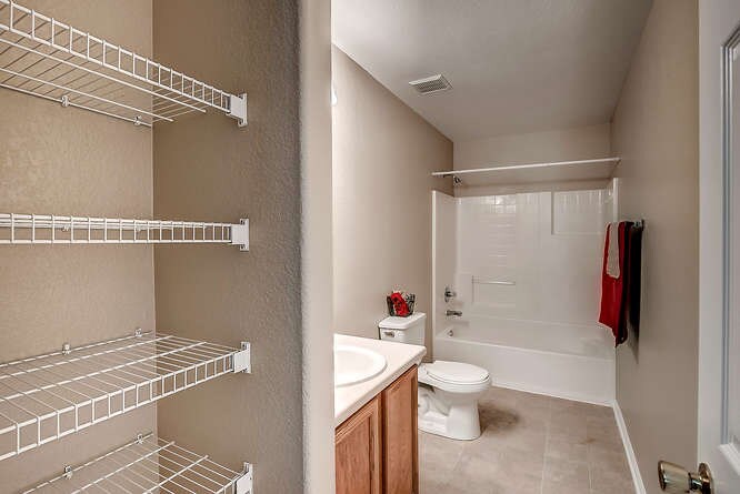 Building Photo - 10700 Kimblewyck Cir