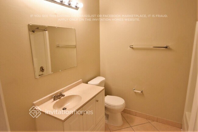 Building Photo - 1310 SW 83rd Ave