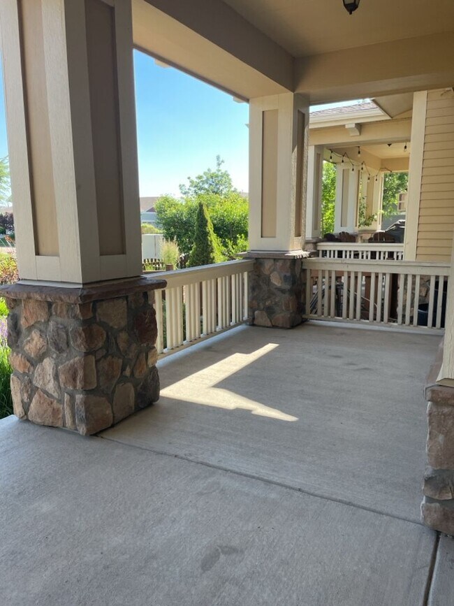 Building Photo - 2159 Scarecrow Rd