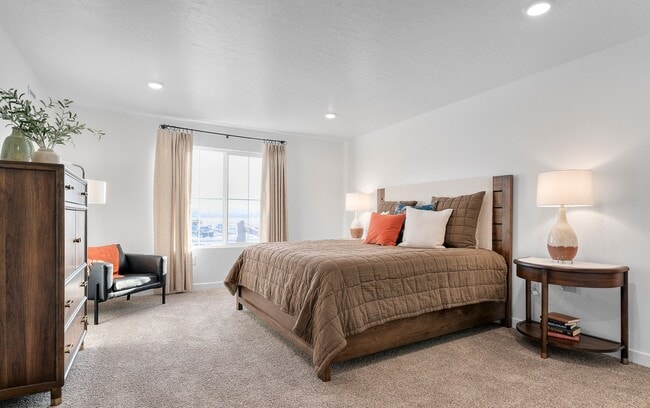 Building Photo - 1487 E 690 N