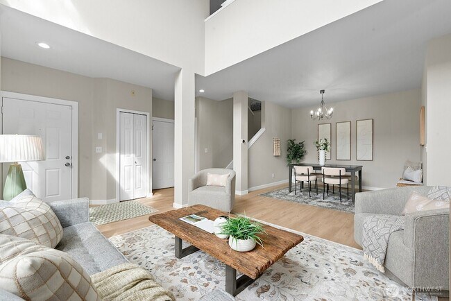 Building Photo - 401 S 51st Ct