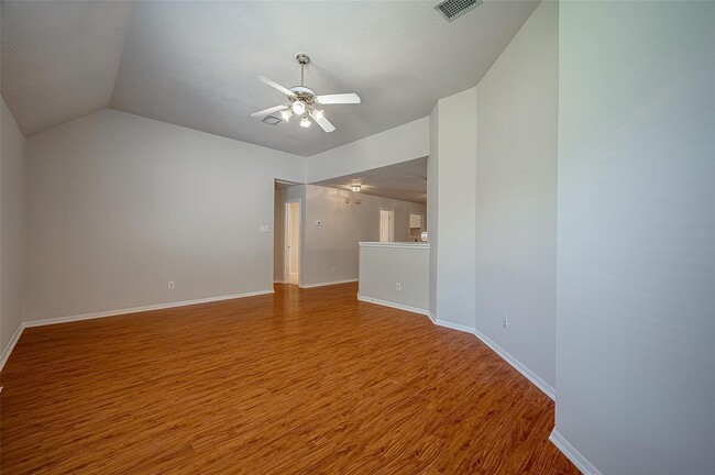 Building Photo - 2907 Little Branch Ct