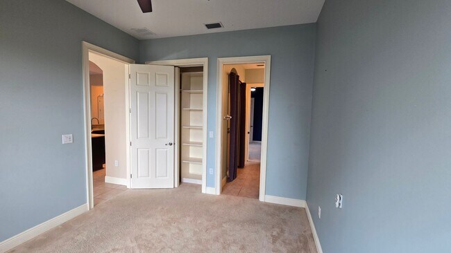 Building Photo - Stunning 3 Bedroom, 3 Bath Home – 2,500 sq/ft – Oversized Garages & Modern Upgrades