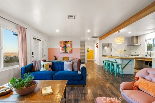 Building Photo - 61773 Crest Cir Dr