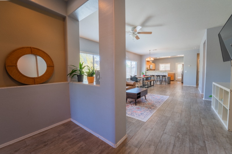 Building Photo - 2313 N Presidential Dr