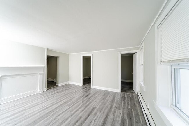 Building Photo - 2316 4th Ave
