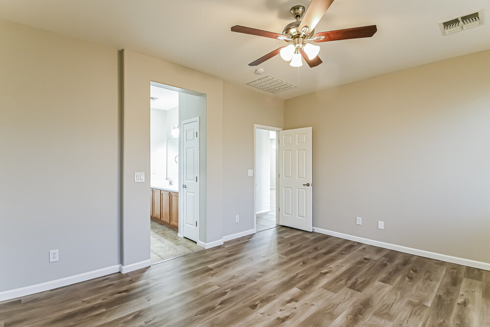 Building Photo - 43240 N Whisper Ln